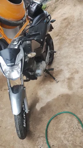 Fan 150 2015 moto top