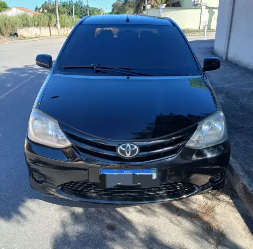 Toyota Etios XS Sedan 1.5 Flex 16V 4P Mec. 2013