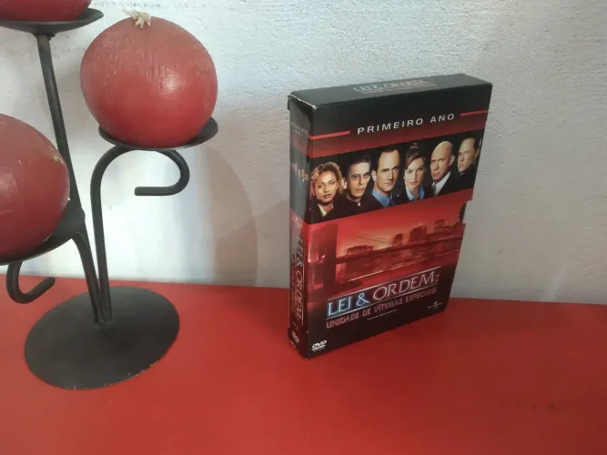 DVD - Lei & Ordem - Unidade de Vítimas Especiais - Primeiro Ano