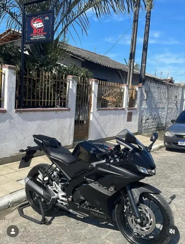 Yamaha R15