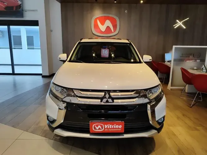 Mitsubishi Outlander 2.0 16V 160cv Aut. 2016