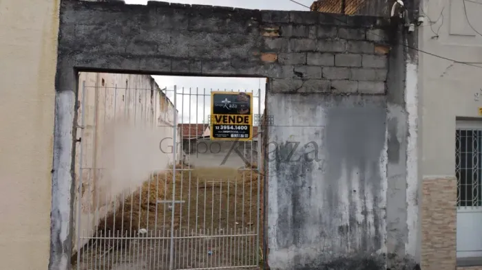 Terreno Residencial ou Comercial - Centro - Jacareí - 179,58m².