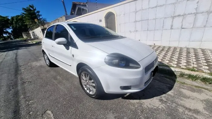 Fiat Punto Attractive Italia 1.4 F.flex 8V 5P 2012