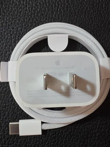 Carregador Apple original, iPhone 15,16,17 e 18 .