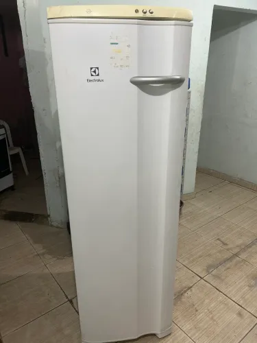 Freezer vertical 