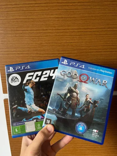Kit com 2 Jogos Originais para PS4, God of War + FC 24