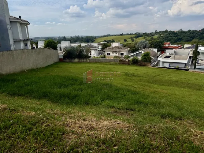 TERRENO À VENDA NO CONDOMÍNIO RESERVA DA SERRA EM JUNDIAÍ/SP