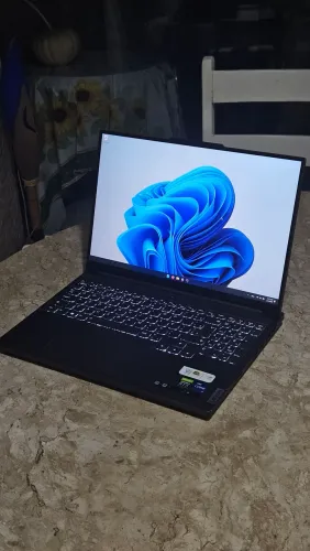Notebook Lenovo Legion Slim 5i RTX 4060 8GB 16GB Ram i7-13700H