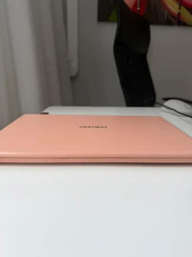 Notebook Samsung Flash F30 Rosa / Coral - Tela 13.3" Full HD - Muiito Leve e Conservado