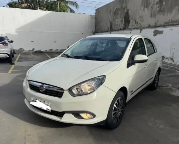Fiat Grand Siena Essence 1.6 Flex 16V 2014