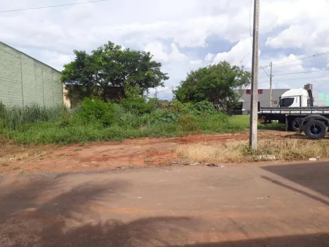 Terreno à venda, 661 m² - Parque Oeste Industrial - Goiânia/GO