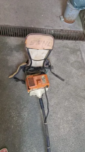 Roçadeira STIHL FR 220