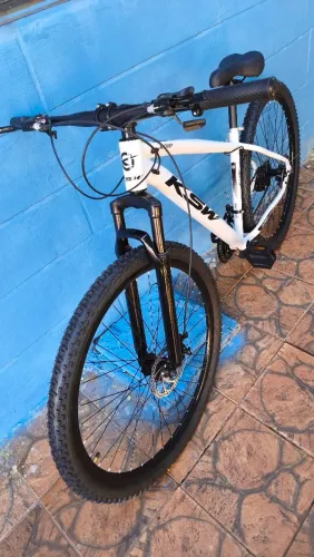 Bicicleta Nova Aro 29 21 marchas quadro 17 