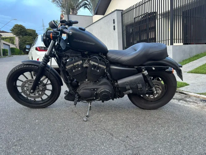 HARLEY-DAVIDSON IRON 883 ? 2010<br>