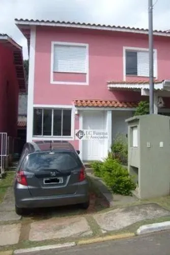 Casa em Condomínio em Granja Viana