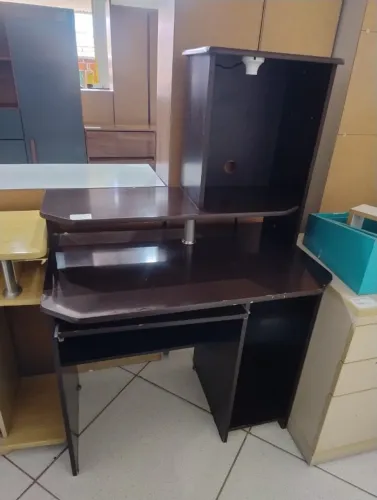 Escrevaninha c/ suporte para lampada