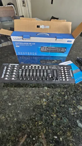 MESA CONTROLADORA DMX 512 C/ 192 CANAIS 