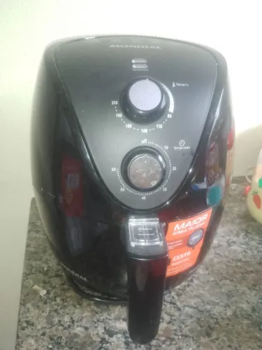 Vendo uma air frew nova meu ctt * 