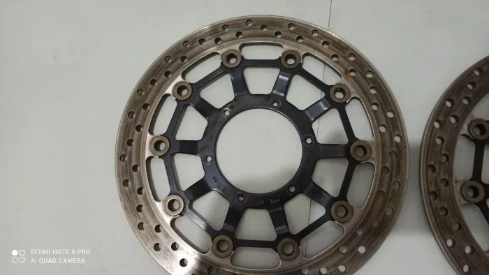 Disco de freio dianteiro pra HONDA CBR 1000RR
