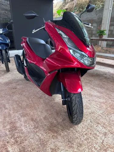 Honda pcx impecável