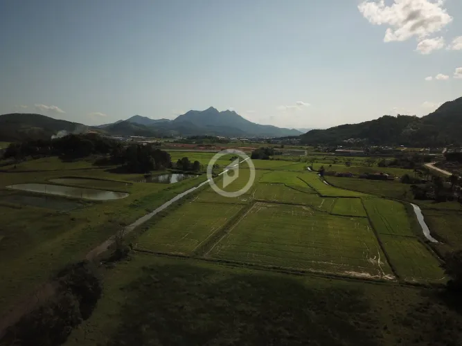 Terreno à venda no bairro Caixa d'Água - Guaramirim/SC