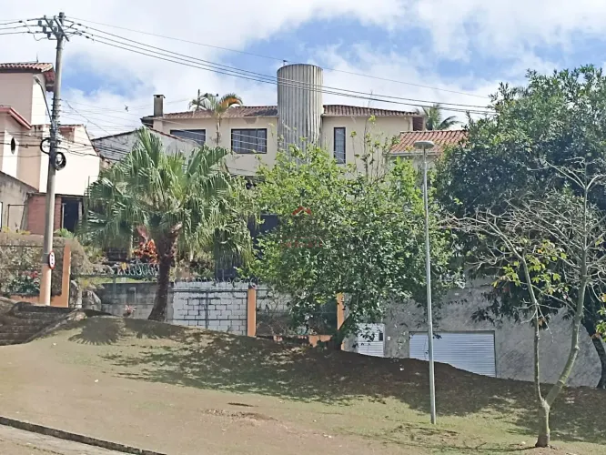 Casa 5 quartos - Estrela Sul