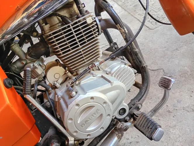 Vendo essa moto custom