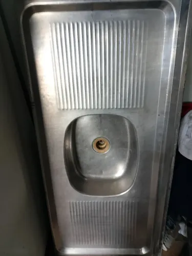 Pia de cozinha metal