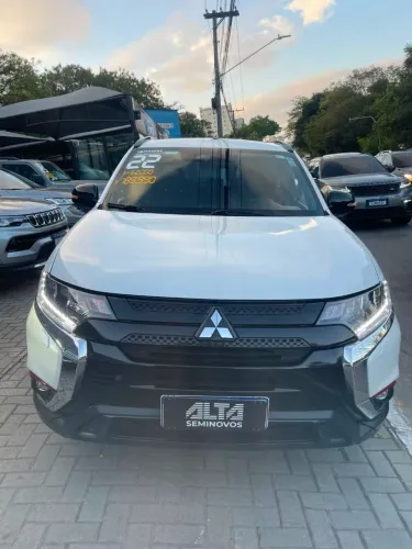 Mitsubishi Outlander HPE-S Black ED. 3.0 4X4 AUT 2022