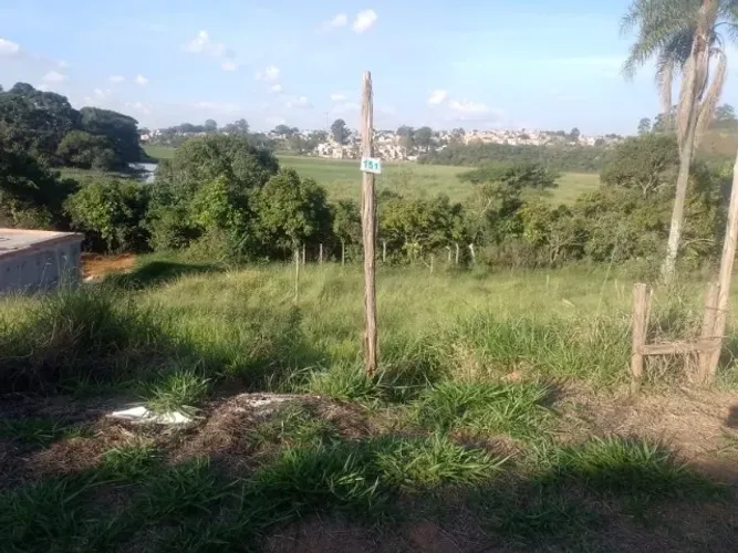 Vende se Terreno 5 X 20 Rua: Cruzeiro Bairro: Parque das Cerejeiras - Zona Sul