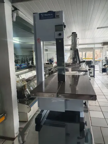 Mini serra fita de bancada 