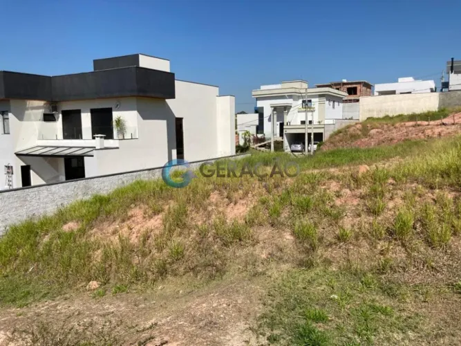 Terreno em Condomínio Fechado - 361,20m² no Putim VALOR PROMOCIONAL ATÉ INÍCIO 2025
