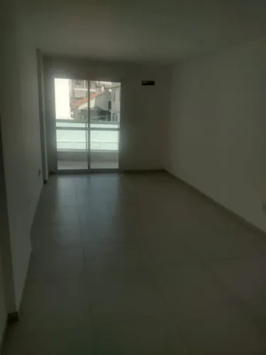 Apartamento de  2 quartos na Vila Valqueire