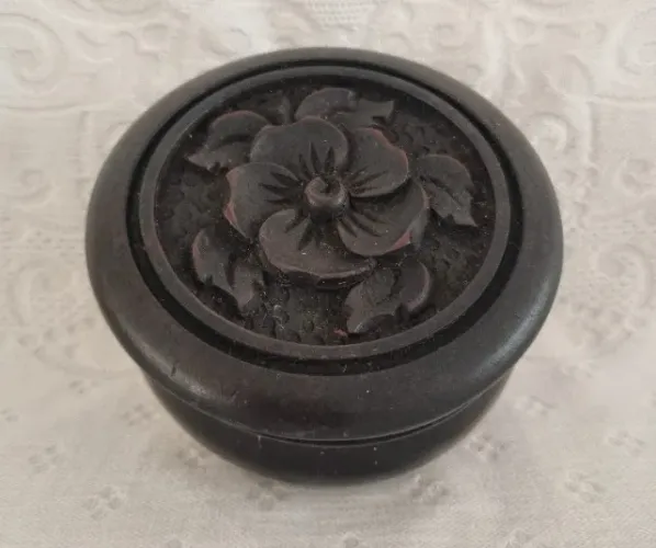 Charmoso porta-copos retrô!