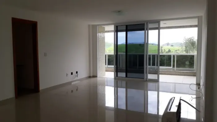 Oportunidade, 185 mts. Apartamento no Residencial Bela Vista