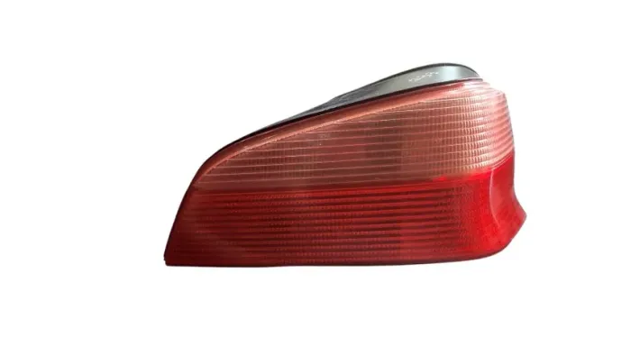 Lanterna Direita Peugeot 106 1996 - 2002 N233
