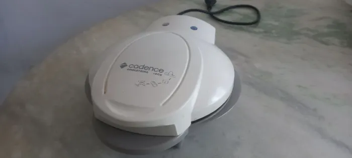 Omeleteira Cadence Egg, Branca, 110v