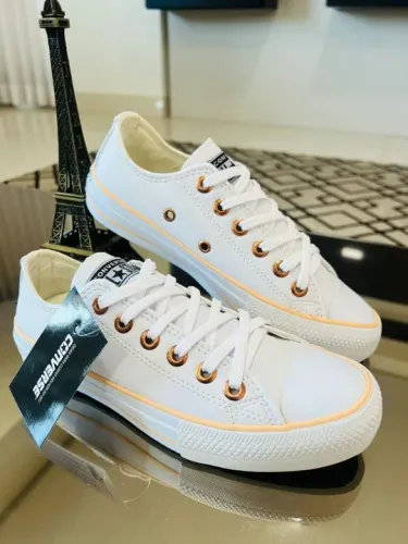 Tênis converse