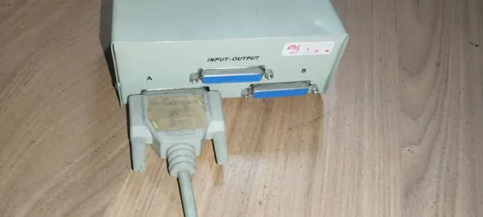 Switch 2 Portas Serial DB25 Macho para Fêmea