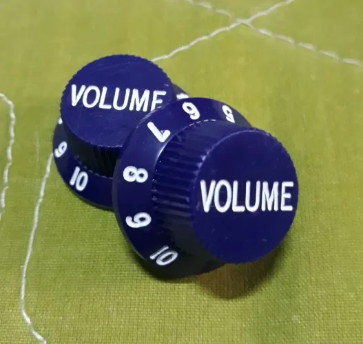 2 Knobs botões de volume para guitarra.