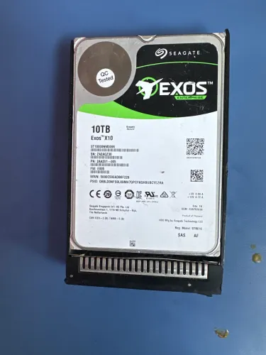 Seagate Exos enterprises 10TB