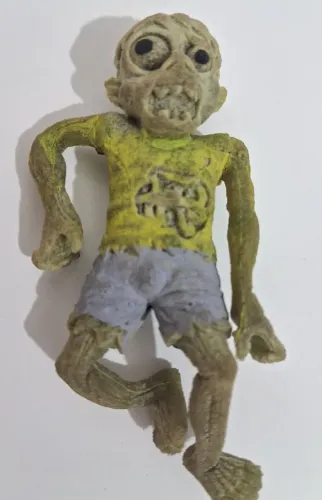 Boneco Zumbi Halloween 
