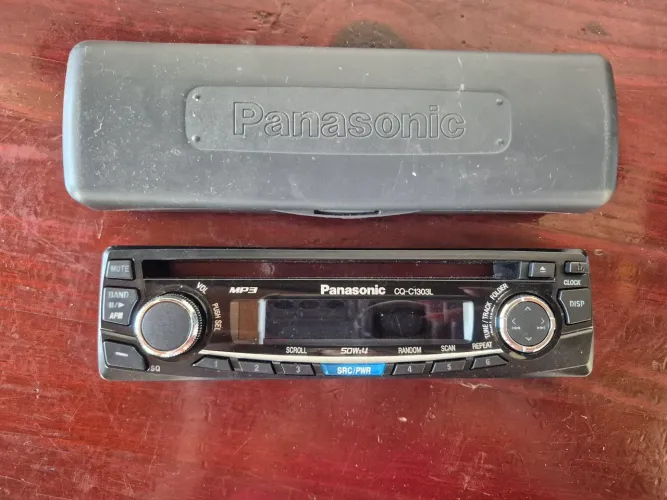 frente som automotivo panasonic cq-c1303l com caixa