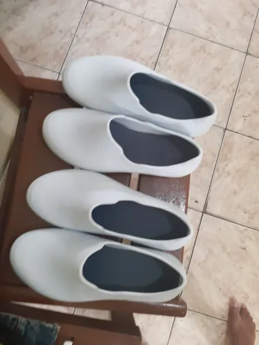 Sapatilhas brancas