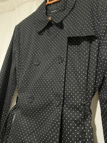 Sobretudo Preto de Bolinhas (C&A) 48