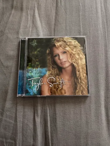 Taylor Swift CD debut importado (2008)