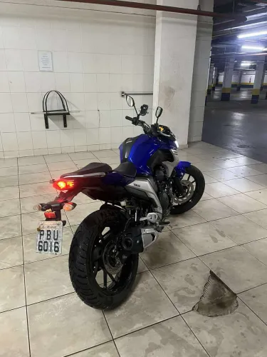 Vendo ou troco ágio de Fz25