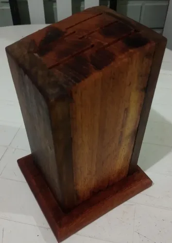 Suporte para facas rústico 