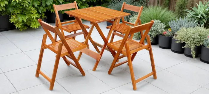 Conjunto Mesa Dobrável madeira tipo Americano com 4 cadeiras 