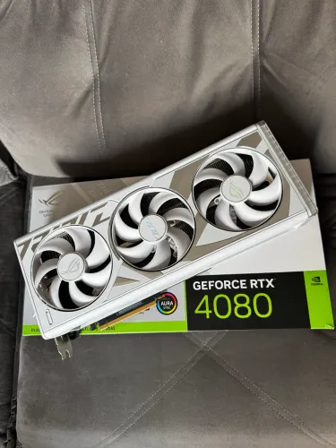 RTX 4080 ROG STRIX OC 16GB white edition 